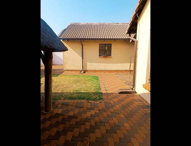 3 BEDROOM PROPERTY TO RENT IN DAWN PARK